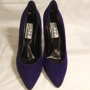 Vintage off shelf shoes